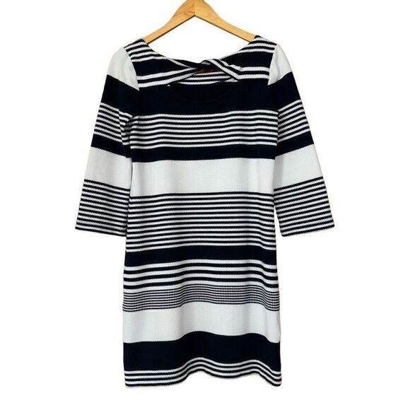 Lilly Pulitzer Striped Twist Back Bay Dress Navy White medium - Picture 2 of 12